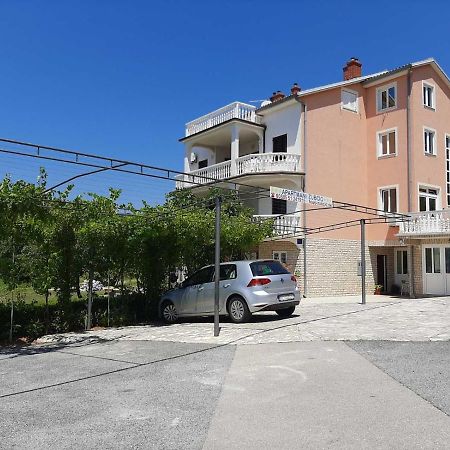 Apartments Grozdana Цриквениця Екстер'єр фото