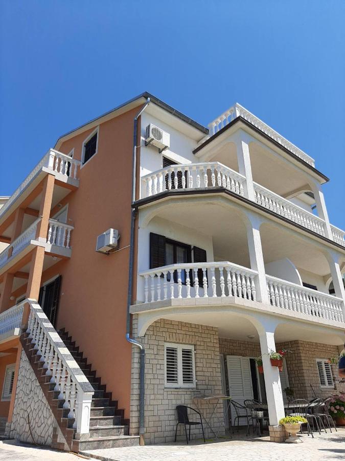 Apartments Grozdana Цриквениця Екстер'єр фото