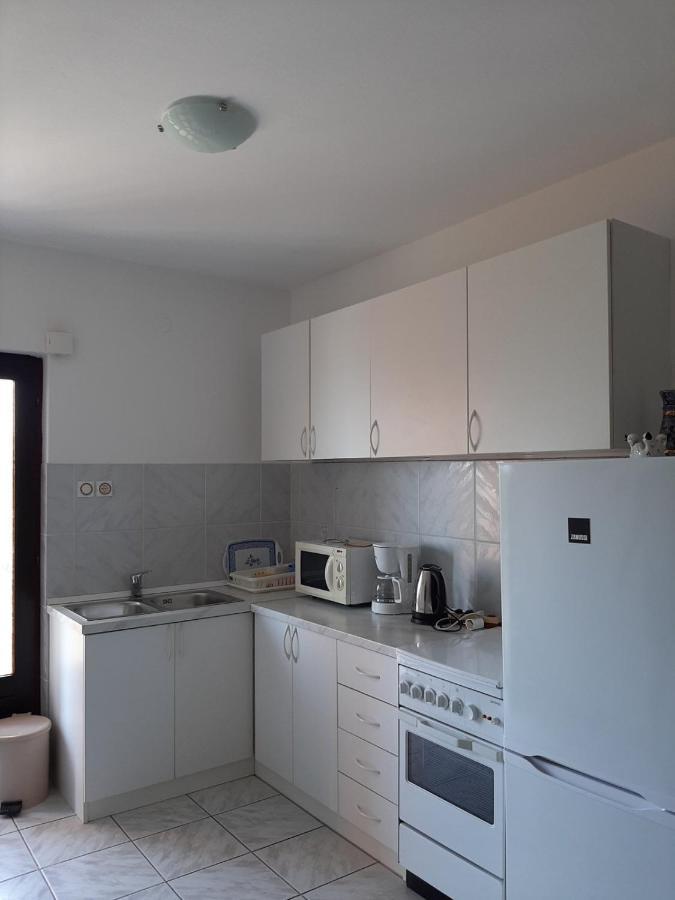 Apartments Grozdana Цриквениця Екстер'єр фото